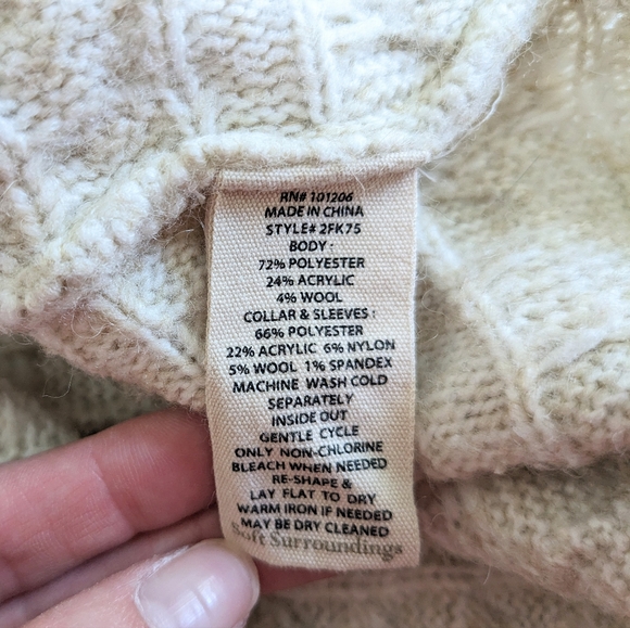 Soft Surroundings Ivory Oatmeal Alena Wool Blend Oversize Cozy Sweater Medium - Picture 8 of 8